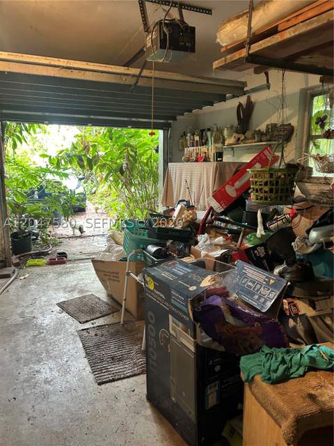 8285 SW 47th St, Miami FL - photo 10 of 18