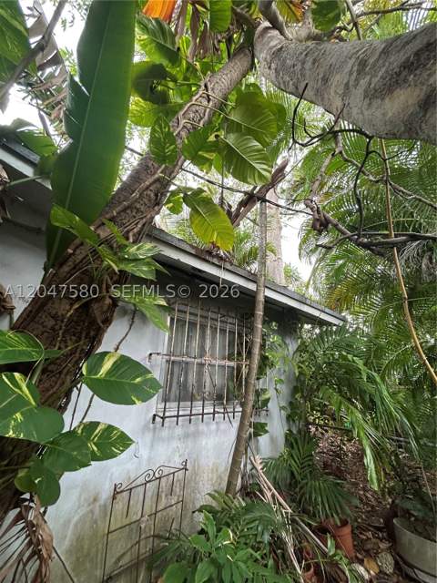 8285 SW 47th St, Miami FL - photo 16 of 18