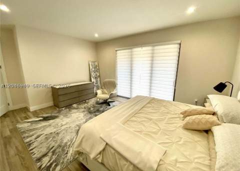 8256 NW 48th ter, Doral FL - photo 20 of 32