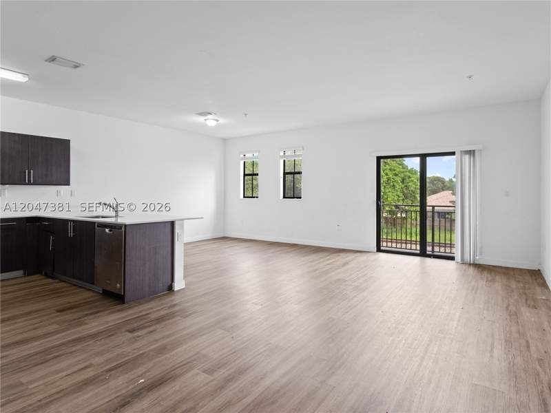 3 bedroom Condominium at 15540 SW 136th St 220, Century Park South, Miami — photo 5