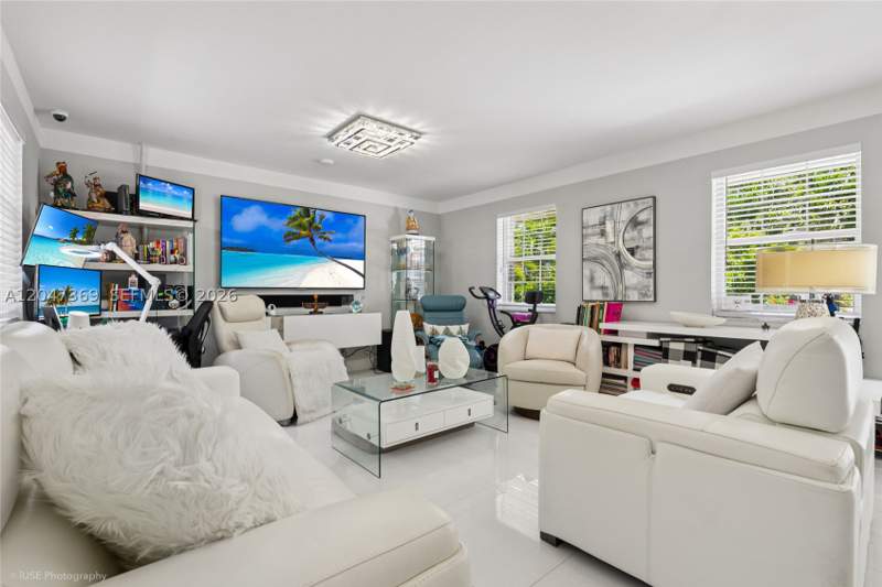 3 bedroom SingleFamilyResidence at 3750 Percival Ave, Percival Gardens 1st Addn, Miami — photo 3