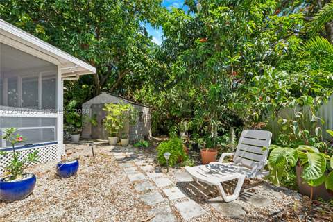3750 Percival Ave, Miami FL - photo 7 of 24