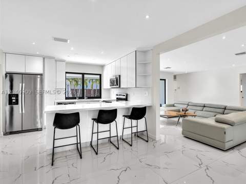 19225 NE 18th Ave, Miami FL - photo 14 of 56