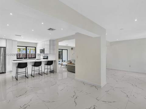 19225 NE 18th Ave, Miami FL - photo 21 of 56