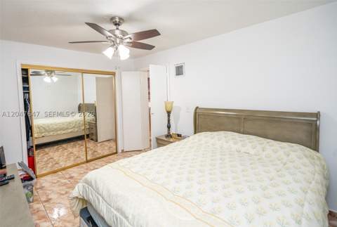 525 E 24th St, Hialeah FL - photo 7 of 26