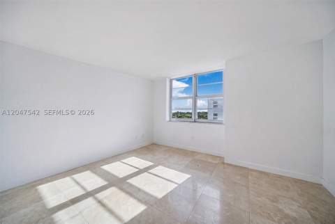 5701 Collins Ave 1415, Miami Beach FL - photo 14 of 33