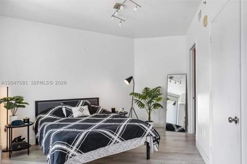 350 S Miami Ave 2108, Miami FL - photo 12 of 43