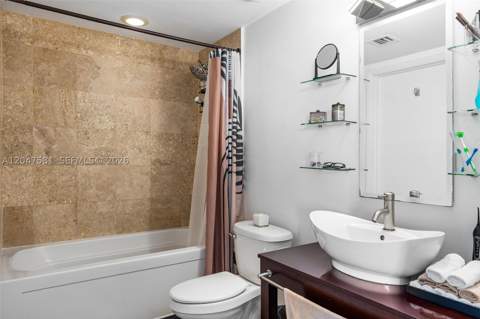 350 S Miami Ave 2108, Miami FL - photo 16 of 43