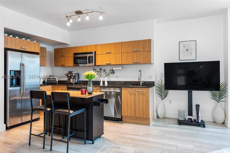1 bedroom Condominium at 350 S Miami Ave 2108, Wind Condo, Miami — photo 4