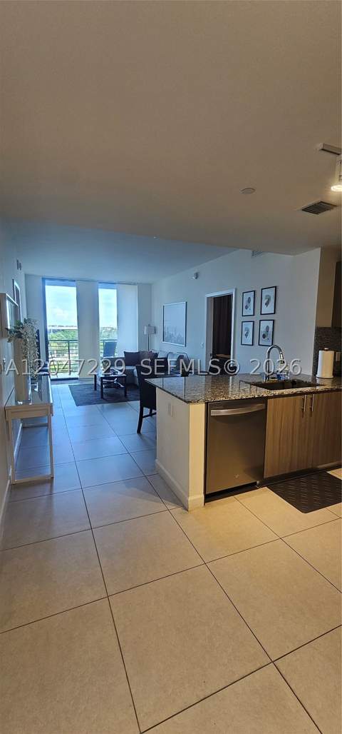 5350 NW 84th Ave 507, Doral FL - photo 8 of 34