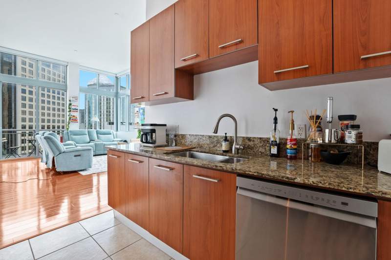 2 bedroom Condominium at 9066 SW 73rd Court 701, Metropolis II At Dadeland, Miami — photo 4