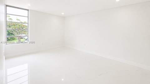 9682 Fontainebleau Blvd 203, Miami FL - photo 15 of 40
