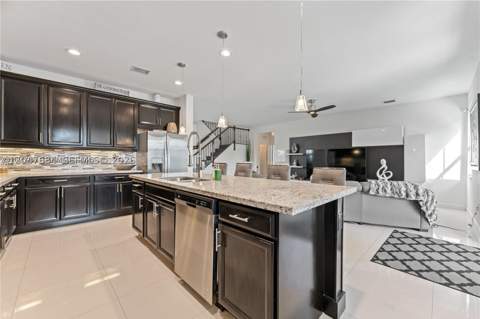 14856 SW 27th Ter, Miami FL - photo 11 of 59