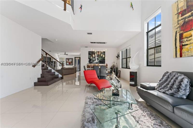 5 bedroom SingleFamilyResidence at 14856 SW 27th Ter, Elsie Subdivision, Miami — photo 5