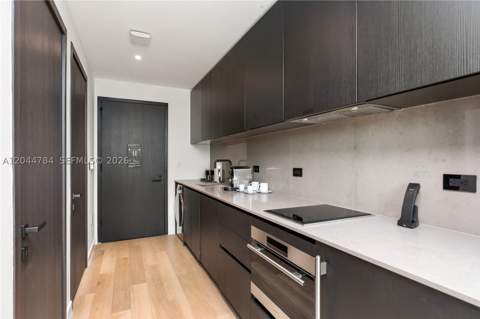 20 NE 11th 2905, Miami FL - photo 9 of 30