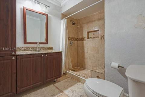 7850 W 16th Ave, Hialeah FL - photo 15 of 36