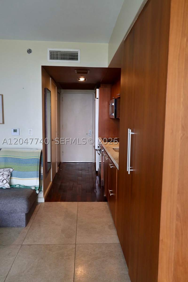 0 bedroom Condominium at 50 Biscayne Blvd 606, 50 Biscayne Condo, Miami — photo 5