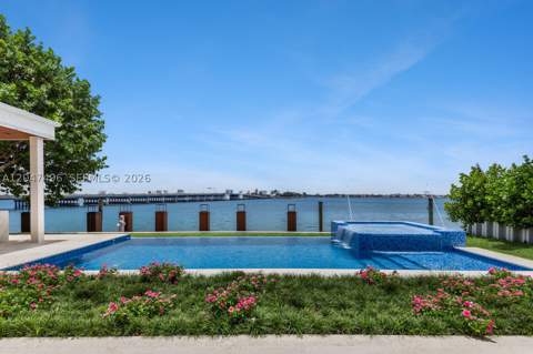 9720 W Broadview Dr, Bay Harbor Islands FL - photo 10 of 85