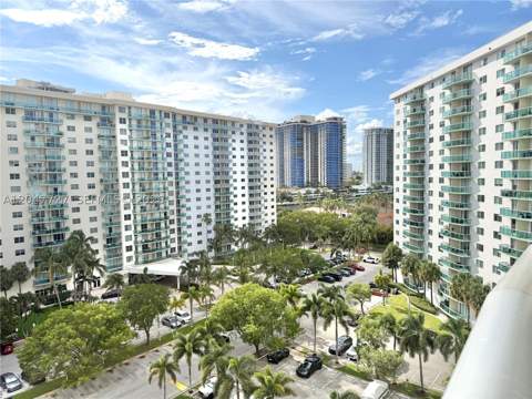 19380 Collins Ave 1001, Sunny Isles Beach FL - photo 11 of 28