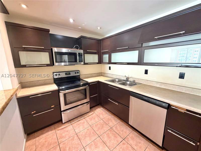 2 bedroom Condominium at 19380 Collins Ave 1001, Oceanview Building B Cond, Sunny Isles Beach — photo 5