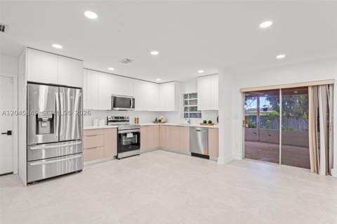 18103 SW 93rd Avenue, Palmetto Bay FL - photo 18 of 45