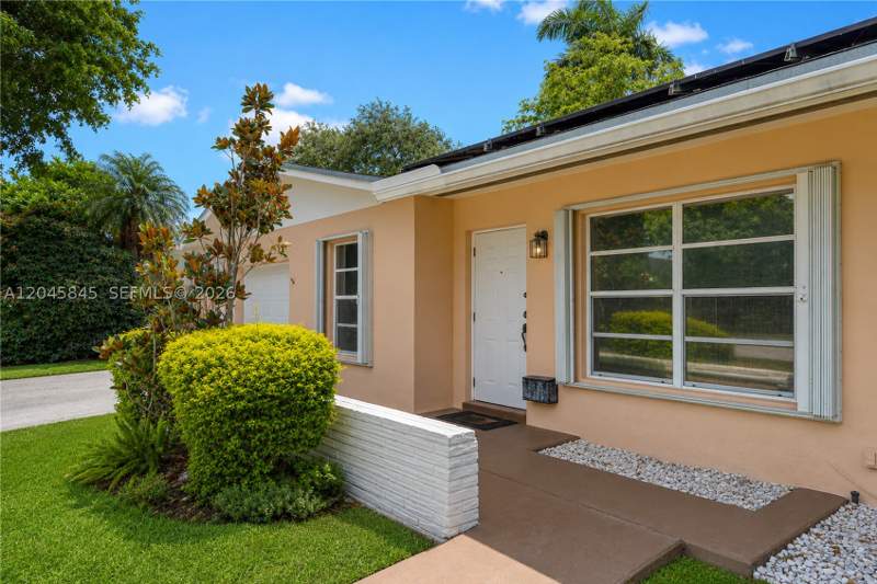 3 bedroom SingleFamilyResidence at 18103 SW 93rd Avenue, Bel Aire Sec 16, Palmetto Bay — photo 4