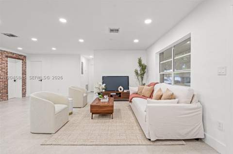 18103 SW 93rd Avenue, Palmetto Bay FL - photo 6 of 45
