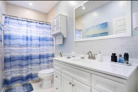 2535 NE 41st Ave, Homestead FL - photo 12 of 16