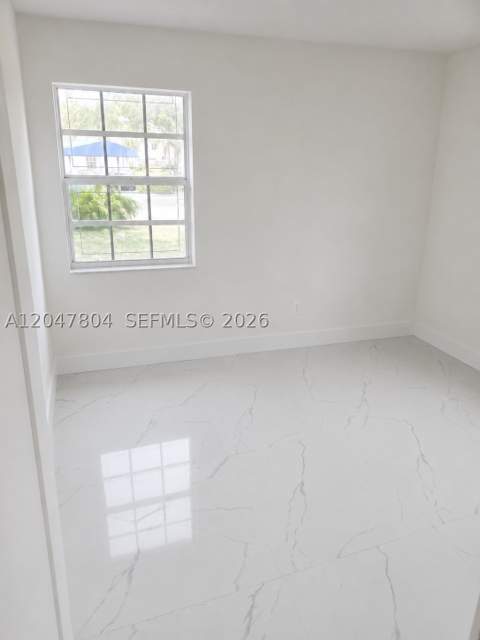 479 NE 210th Cir Ter 101-28, Miami FL - photo 6 of 10