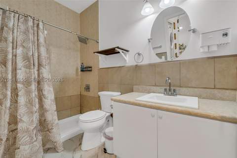 17820 NW 73rd Ave 103-1, Hialeah FL - photo 12 of 35