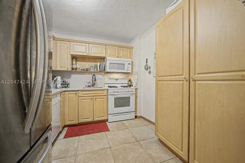 13120 SW 92nd Ave B-207, Miami FL - photo 8 of 17