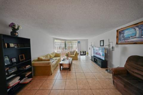 20860 San Simeon Way 109-6, Miami FL - photo 7 of 20