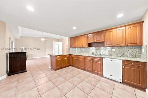 15059 SW 33rd Ter, Miami FL - photo 10 of 49