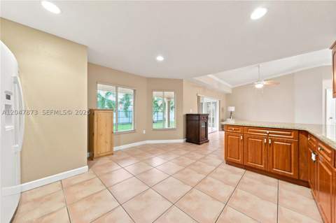 15059 SW 33rd Ter, Miami FL - photo 13 of 49