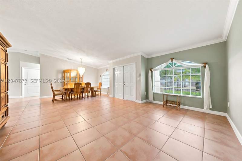 4 bedroom SingleFamilyResidence at 15059 SW 33rd Ter, Kayla S Place, Miami — photo 4