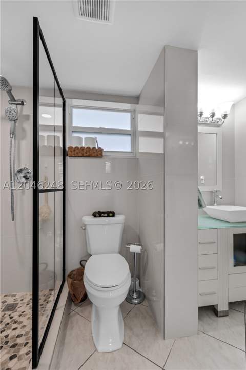 3849 NE 169th St 103, North Miami Beach FL - photo 22 of 34