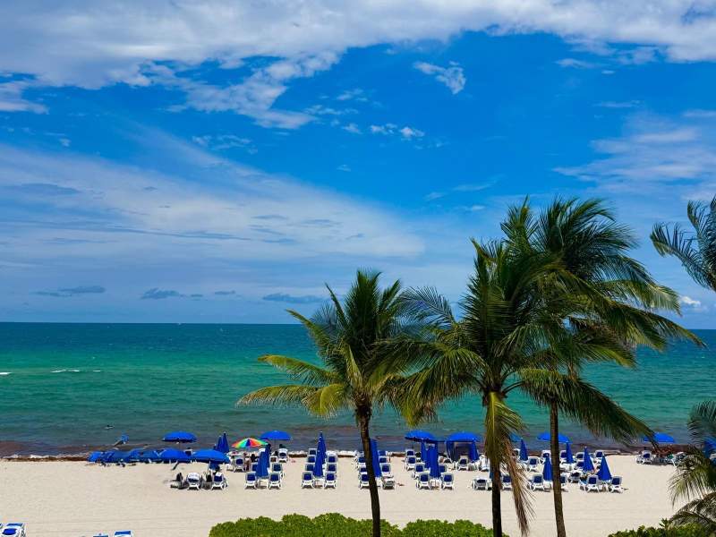 1 bedroom Condominium at 17375 Collins Avenue 1104, Ocean Point Beach Club Con, Sunny Isles Beach — photo 5
