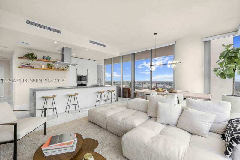 2 bedroom Condominium at 700 NE 26th Ter 5006, Escottonia Park, Miami — photo 2