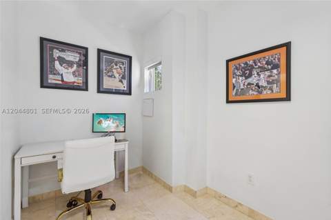 204 Washington Ave 13, Miami Beach FL - photo 22 of 46