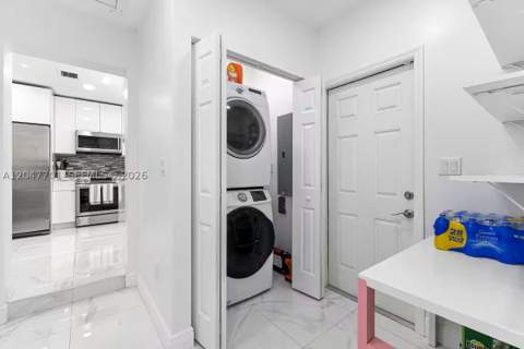 1240 NE 159th St, North Miami Beach FL - photo 10 of 25