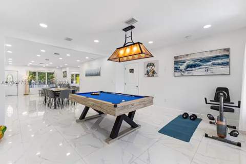 1240 NE 159th St, North Miami Beach FL - photo 12 of 25