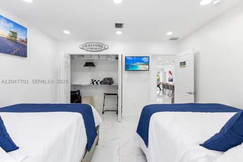 1240 NE 159th St, North Miami Beach FL - photo 19 of 25