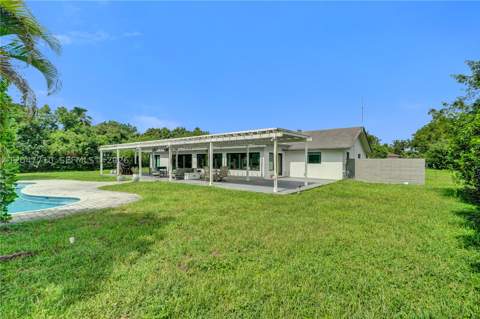 22421 SW 184th Ave, Miami FL - photo 24 of 32