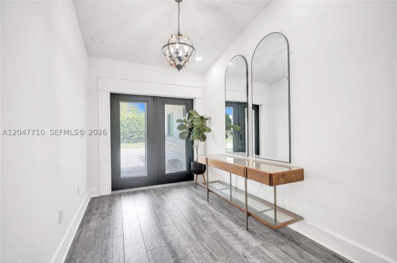 5 bedroom SingleFamilyResidence at 22421 SW 184th Ave, Heathwood Groves, Miami — photo 5