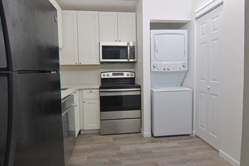 2 bedroom Condominium at 6931 SW 129th Avenue 3, Greentree Condo, Miami — photo 2
