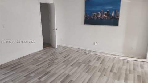 15115 NE 6th Ave 32, Miami FL - photo 6 of 8