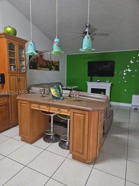 8805 NW 113th St, Hialeah Gardens FL - photo 15 of 29