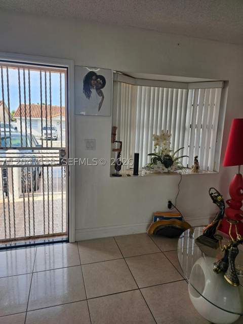 8805 NW 113th St, Hialeah Gardens FL - photo 8 of 29