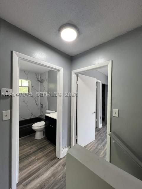 451 NE 136th St I-101, North Miami FL - photo 18 of 21