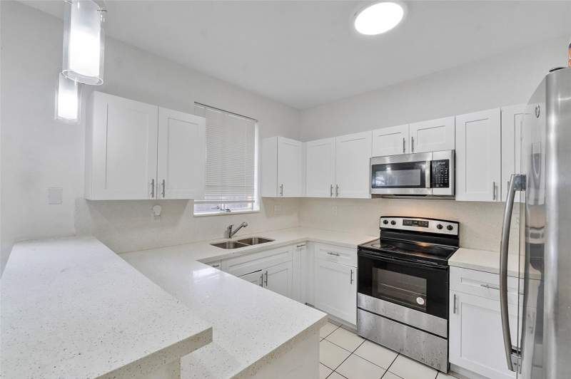 3 bedroom Condominium at 1497 SE 27th Street 320, Shoma Townhomes At Keysco, Homestead — photo 2